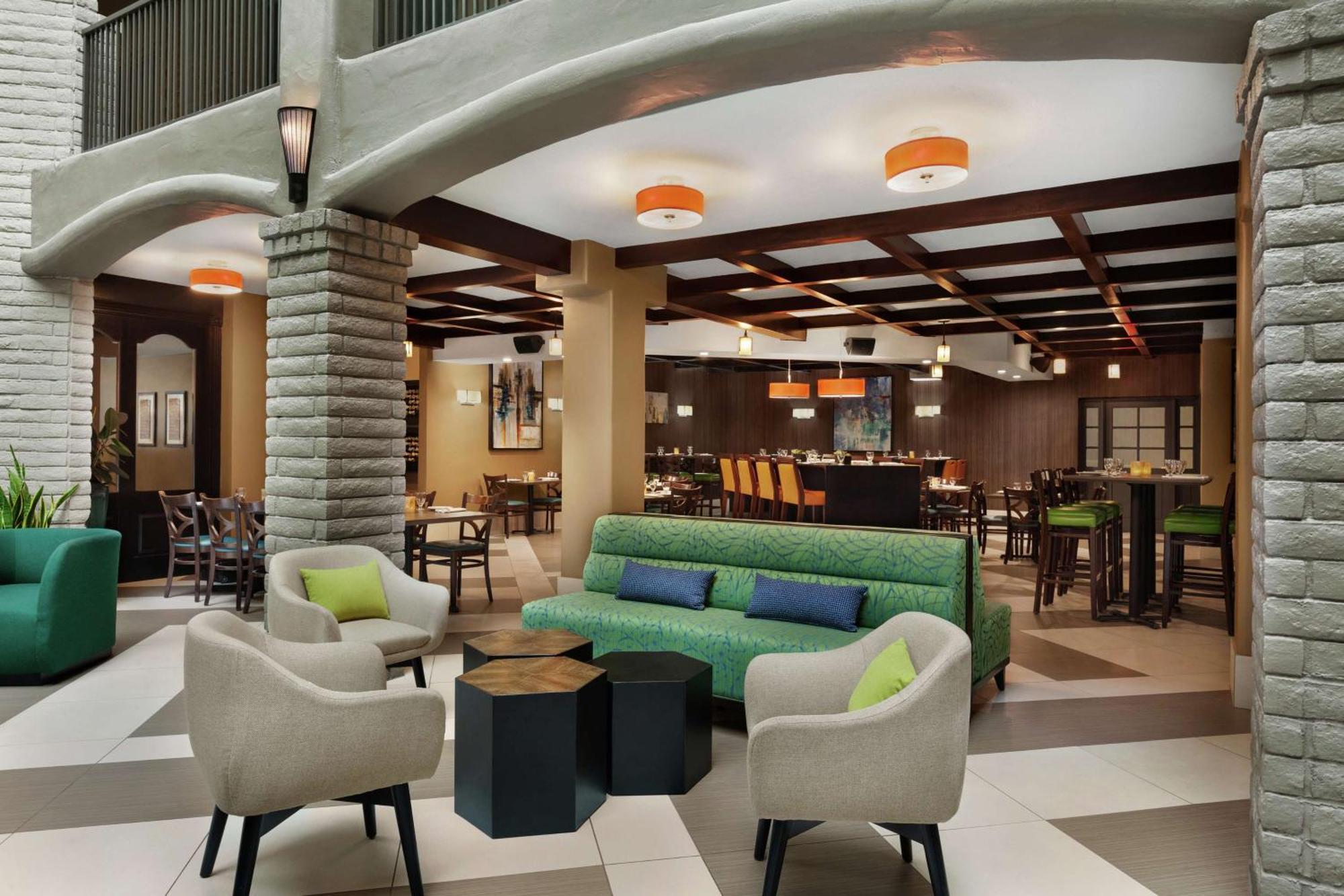 Embassy Suites By Hilton Arcadia-Pasadena Area Exterior photo