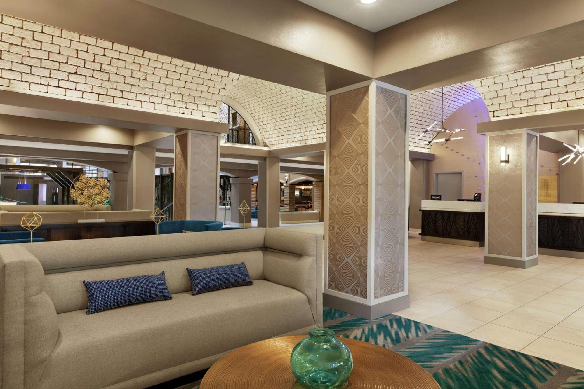 Embassy Suites By Hilton Arcadia-Pasadena Area Exterior photo