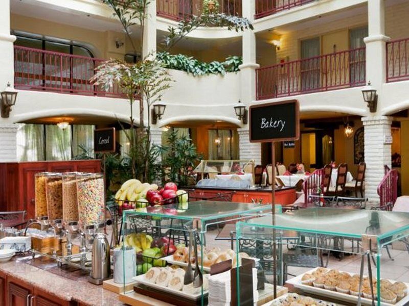 Embassy Suites By Hilton Arcadia-Pasadena Area Exterior photo