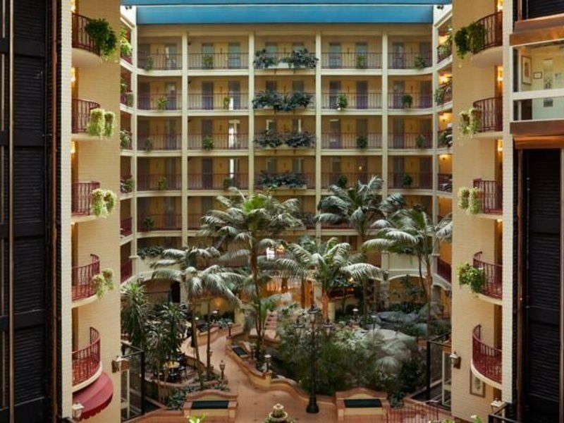 Embassy Suites By Hilton Arcadia-Pasadena Area Exterior photo